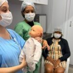 Ação educativa na Unidade de Cuidados Intermediários Neonatais (Ucin) orienta familiares para atuação segura em situações de emergência (Foto: Hélmiton Prateado)