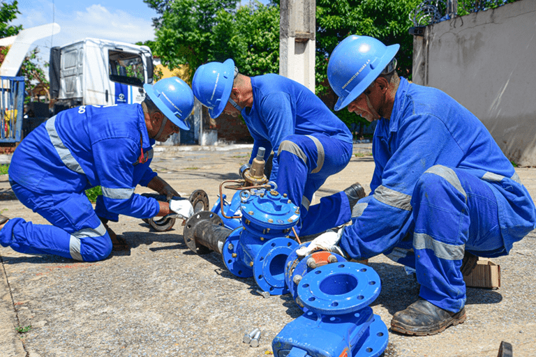 Equipes técnicas da Saneago executam, na próxima quarta (15/4) e quinta-feira (16/4), manutenções programadas nos reservatórios de Aparecida (Foto: Saneago)