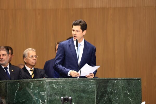 Daniel Vilela assume o governo de Goiás e reafirma compromisso de manter política de segurança que transformou Goiás no estado mais seguro do Brasil (Foto: Secom)