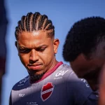 Pedro Romano - Vila Nova (Foto - Roberto Corrêa)