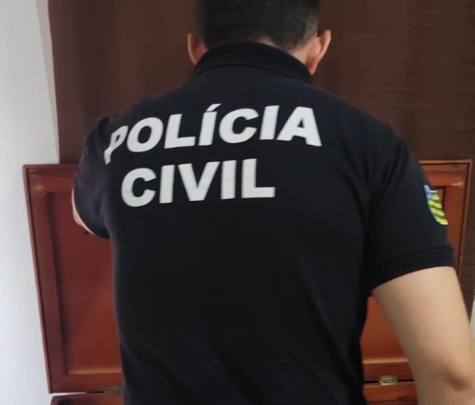 Prisão e o mandado de busca e apreensão foram cumpridos pela Polícia Civil de Goiás (Foto: PCGO)