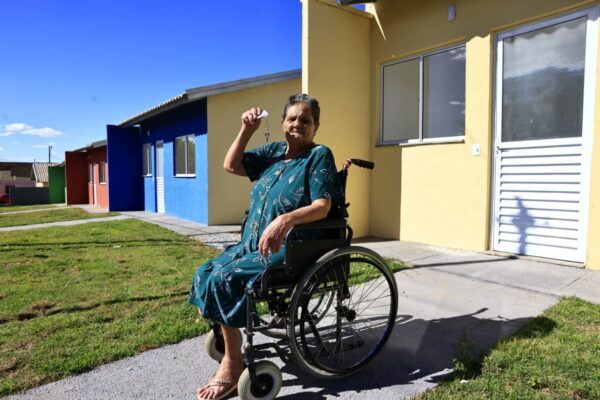 Com investimento de R$ 12,7 milhões, iniciativa garante dignidade a pessoas em situação de vulnerabilidade social no Sudeste goiano (Foto: Jota Eurípedes e Remisson Sales)