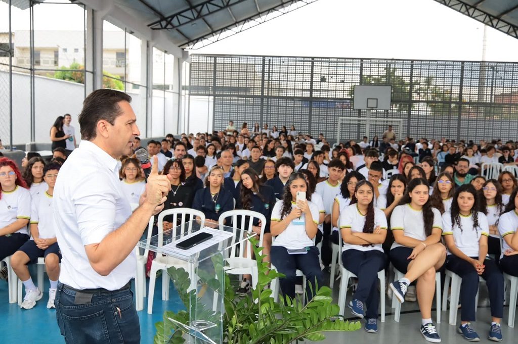 Prefeito Leandro Vilela afirmou que a parceria institucional entre Aparecida e o Governo de Goiás tem acelerado as entregas de melhorias na cidade em todas as áreas – Foto: Rodrigo Estrela