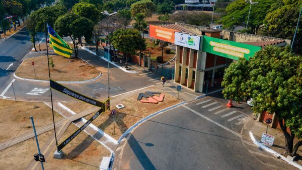 Departamento Estadual de Trânsito de Goiás (Detran-GO) estará fechado nas próximas quinta e sexta-feira, (4 e 5) (Foto: Divulgação)
