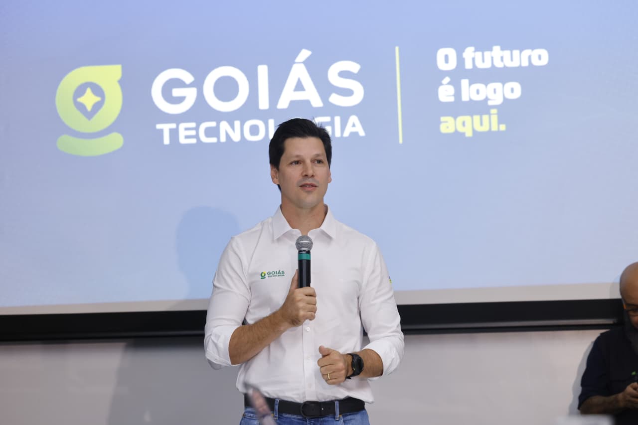 Daniel Vilela sanciona leis que criam a GOtech e o Pequi Bank, iniciativas voltadas à transformação digital, inovação e ampliação dos serviços públicos em Goiás (Foto: André Saddi)