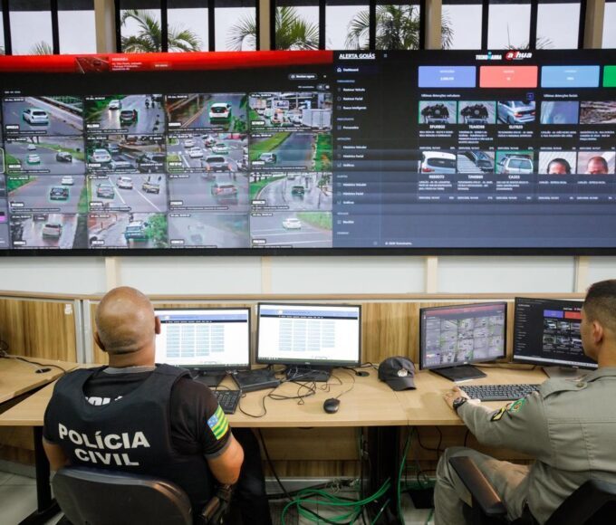 Em cinco meses, IA Contra o Crime elucidou mais de 1,4 mil ocorrências. Representantes das forças de segurança goianas detalham papel da tecnologia para o setor (Foto: Secom-GO)