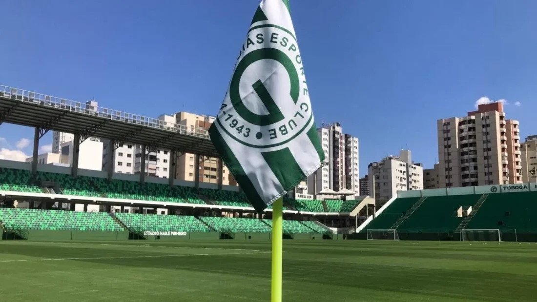 Estádio Hailé PInheiro - Serrinha (Foto - Rosiron Rodrigues)