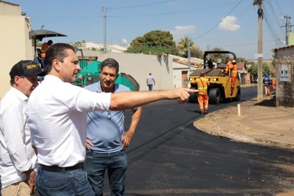 Recapeamento é feito com asfalto tipo CBUQ, de alta resistência e longa vida útil – Foto: Rodrigo Estrela
