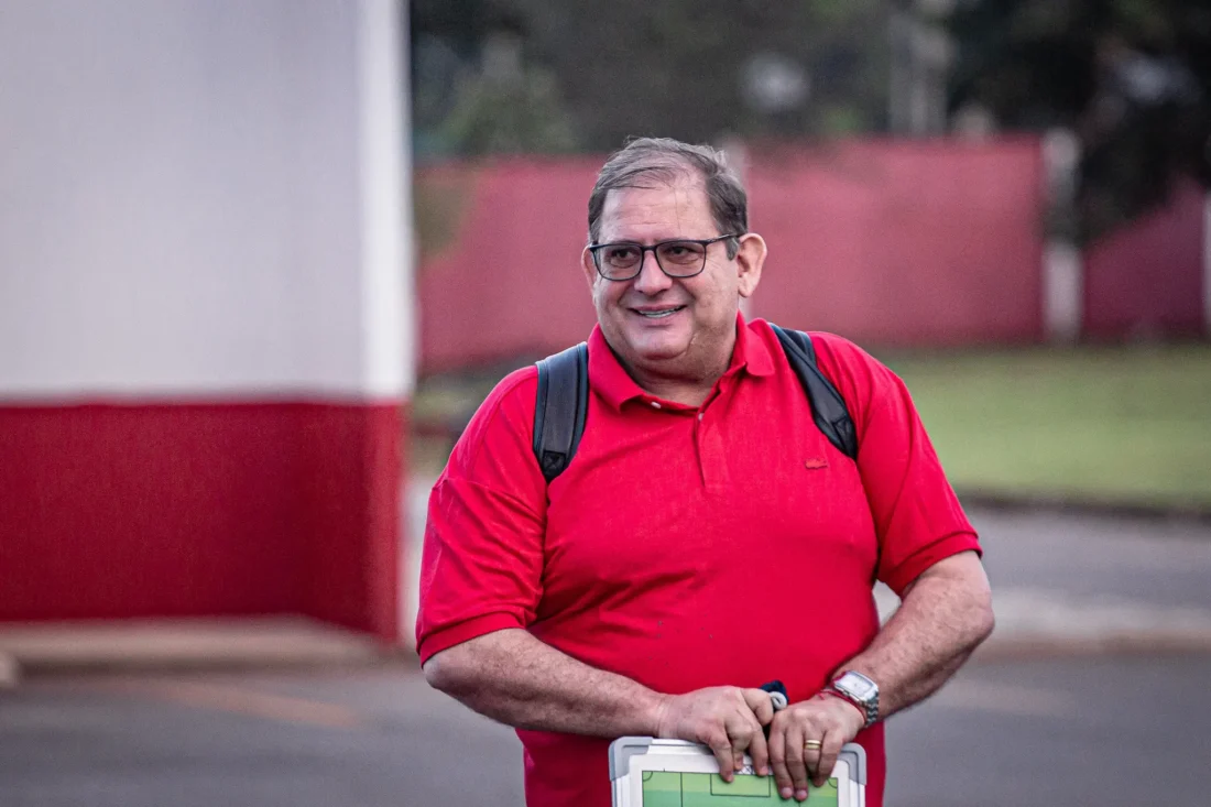 Guto - Ferreira - Vila Nova (Foto - Roberto Corrêa)