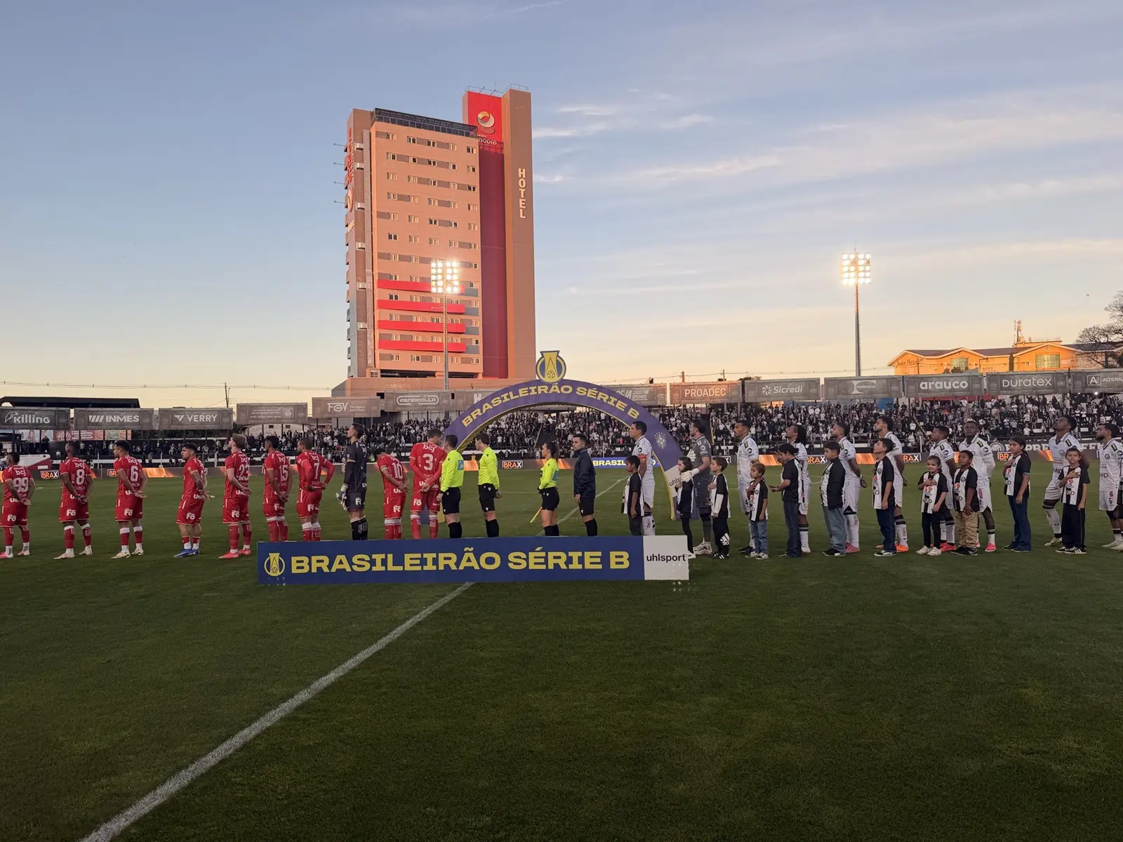 Operário-PR x Vila Nova - Campeonato Brasileiro Série B - 2026 (Foto - Operário-PR)