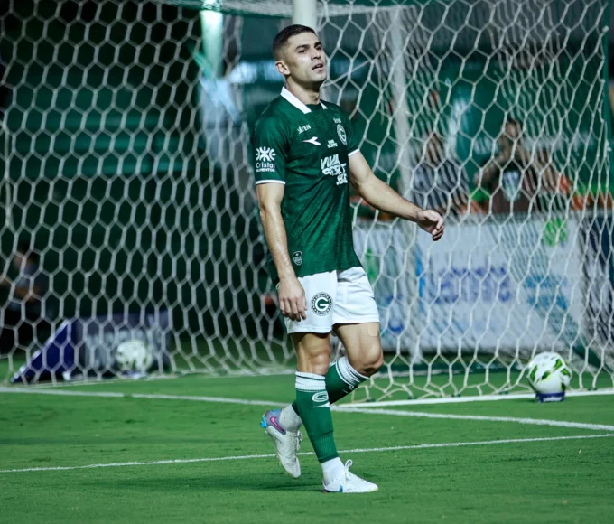 Meia Gegê - Goiás Esporte Clube (Foto - Rosiron Rodrigues)